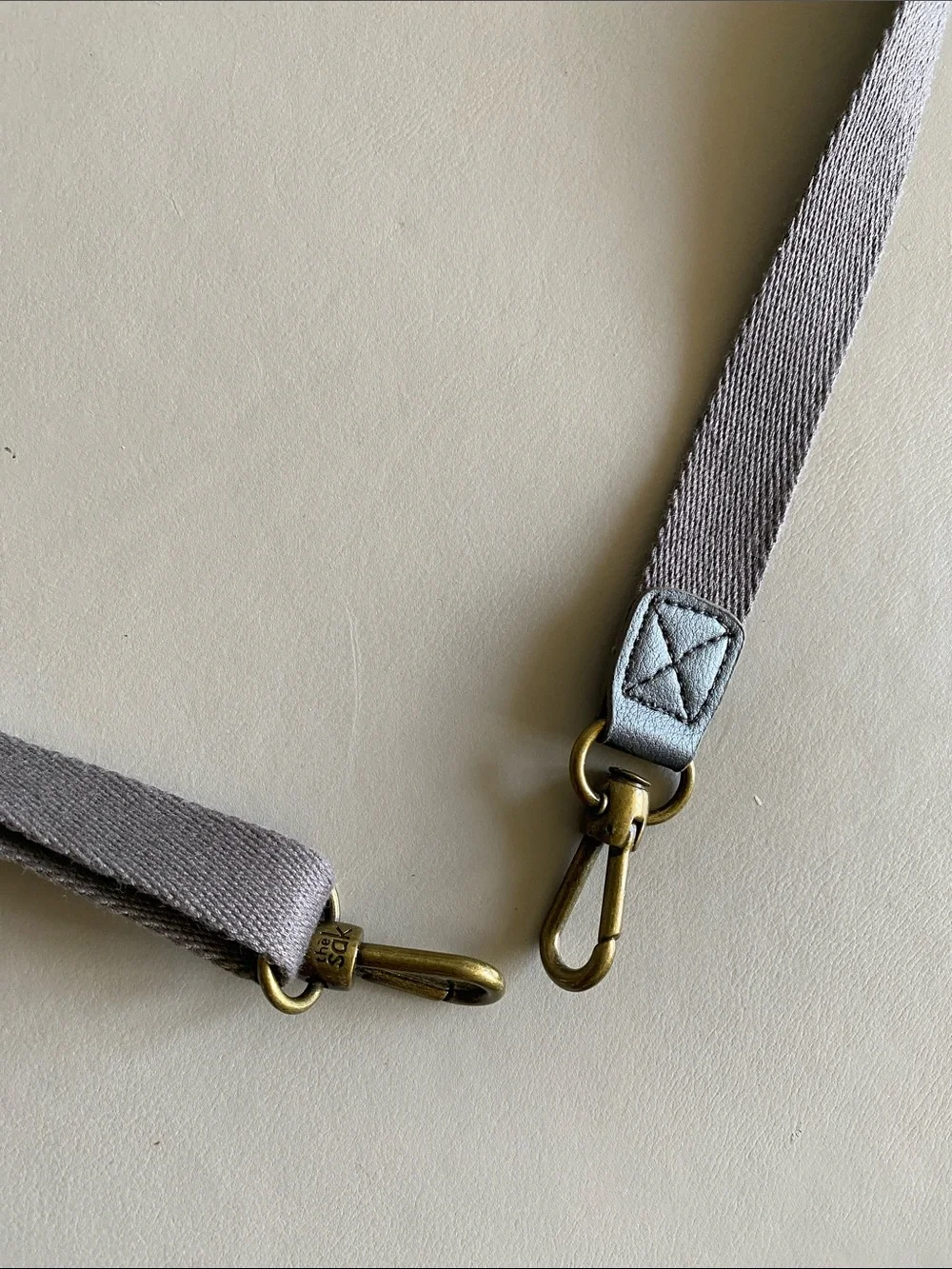 Adjustable Gray Canvas Strap with Leather Pad for Bags